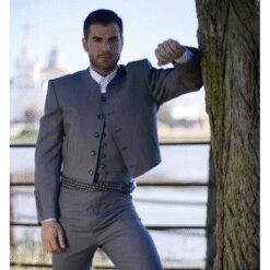 TRAJE CORTO OJO DE PERDIZ HILATURA FINA