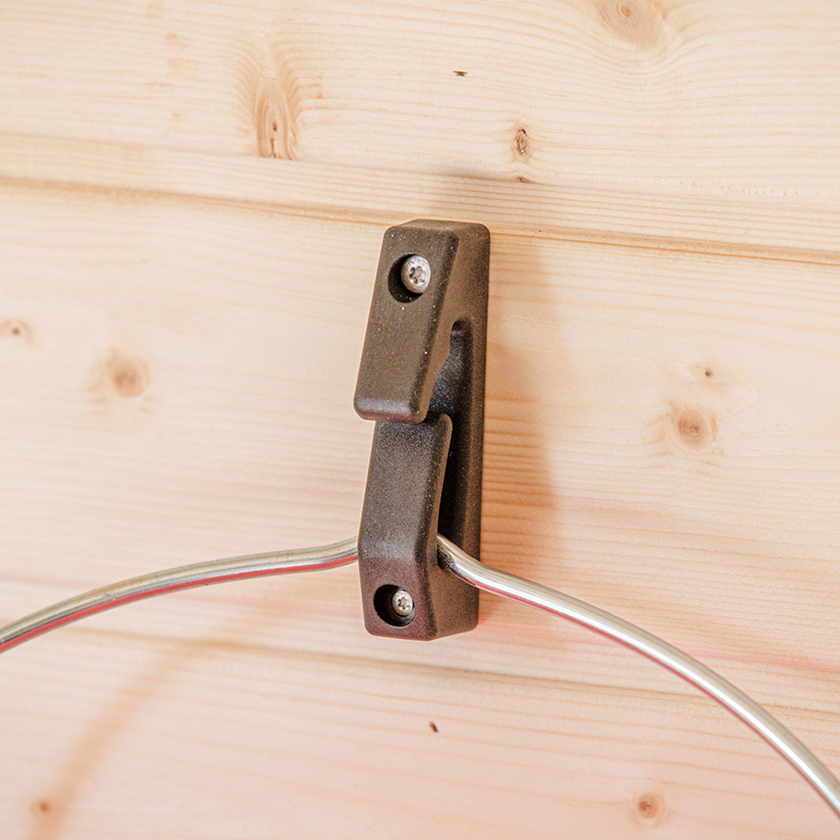 GANCHO VPLAST PLASTICO PARA CUBO Y FIJAR EN PARED - Imagen 3
