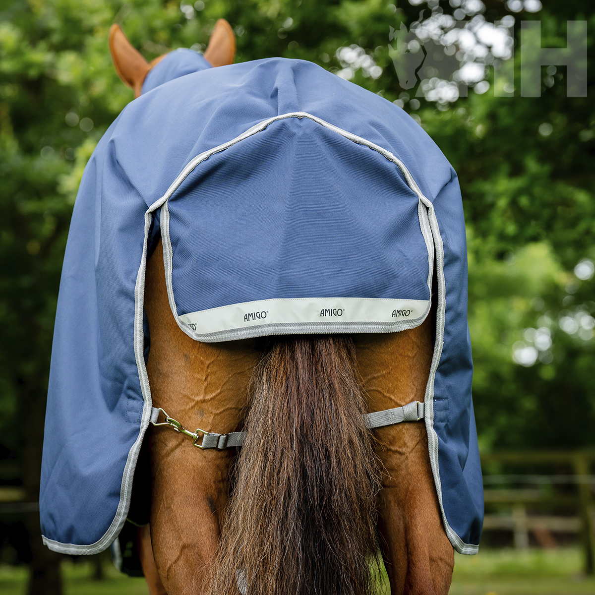 MANTA AMIGO 1200D TURNOUT EXTERIOR EXTRA LIGHT (50g) - Imagen 2